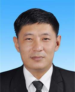 杨光.jpg
